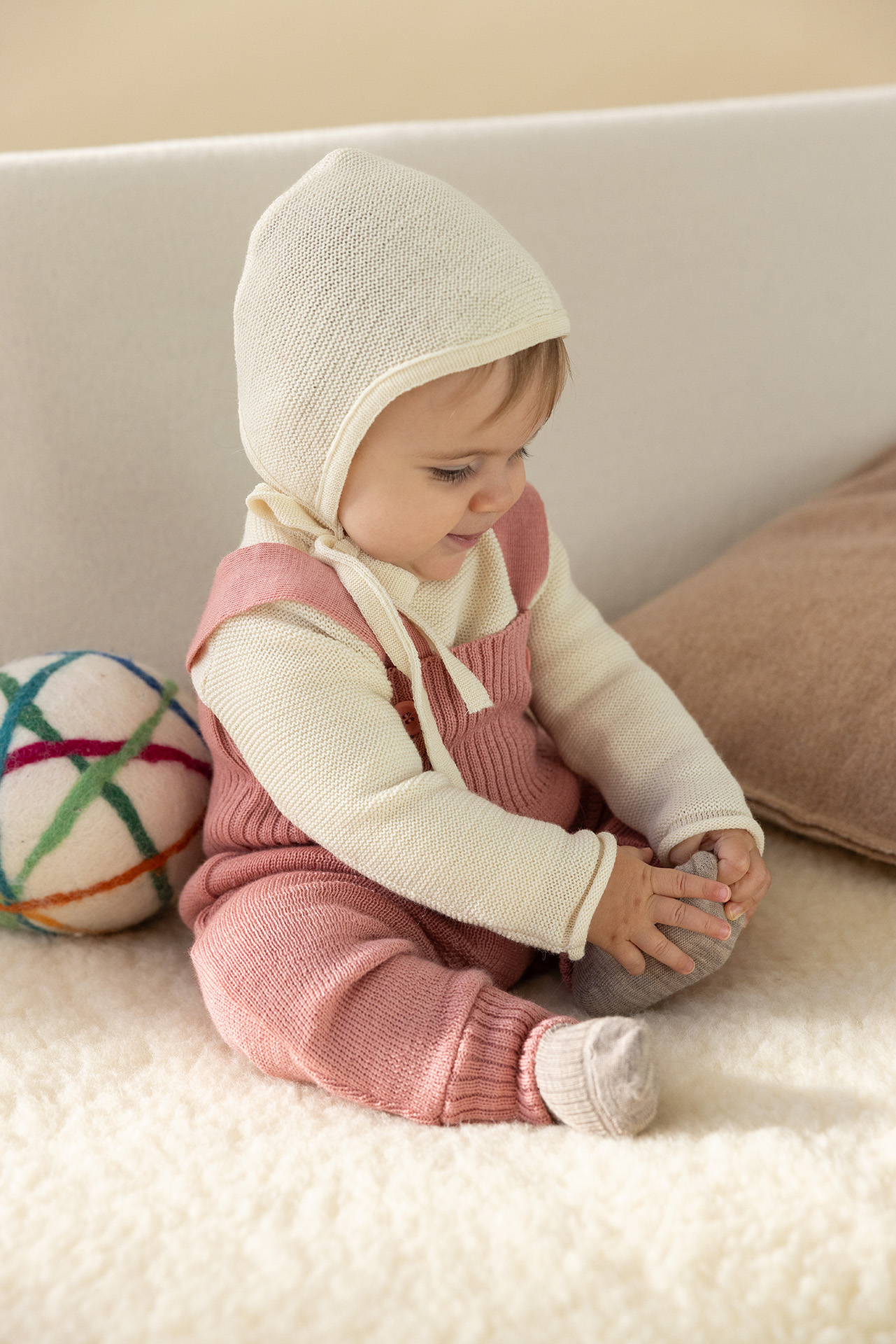 Knitted Bonnet